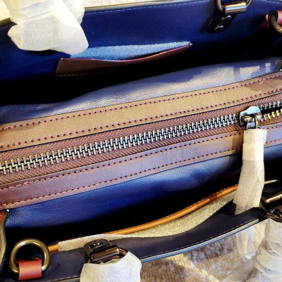 Coach Rogue 25 with Varsity Patches - Picture 14 of 16